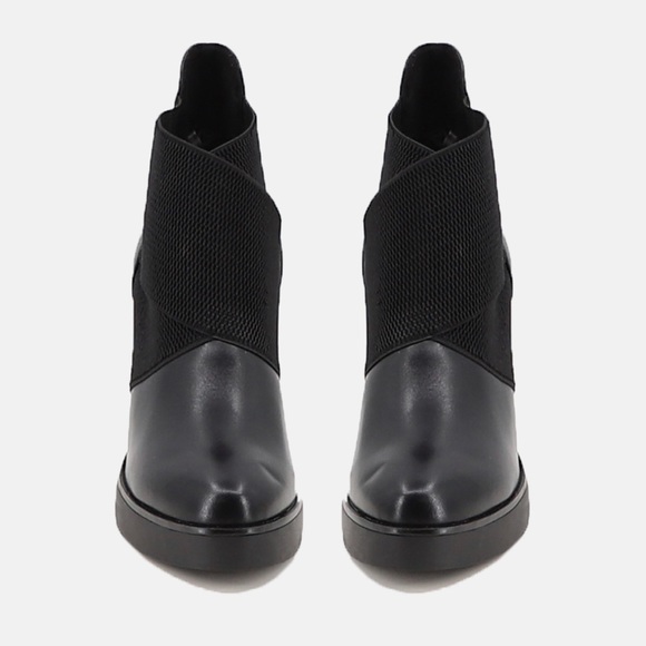 Women’s Block Heel Platform Stretch Ankle Boot in Black Faux Leather - Picture 3 of 5